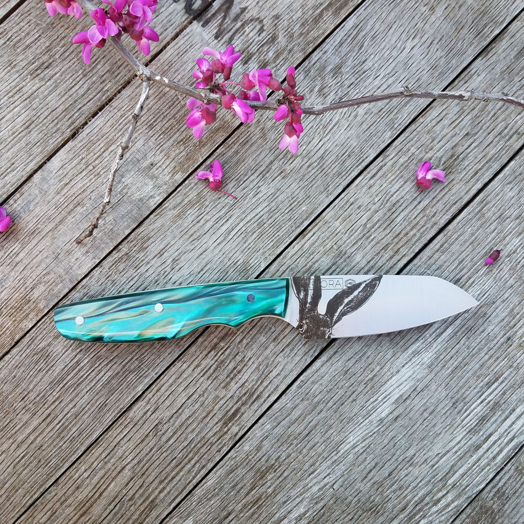 NORA #1461 - Everyday Carry (EDC) - White Rabbit